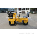 Good sale hand control vibratory roller for surface compact (FYL-850)